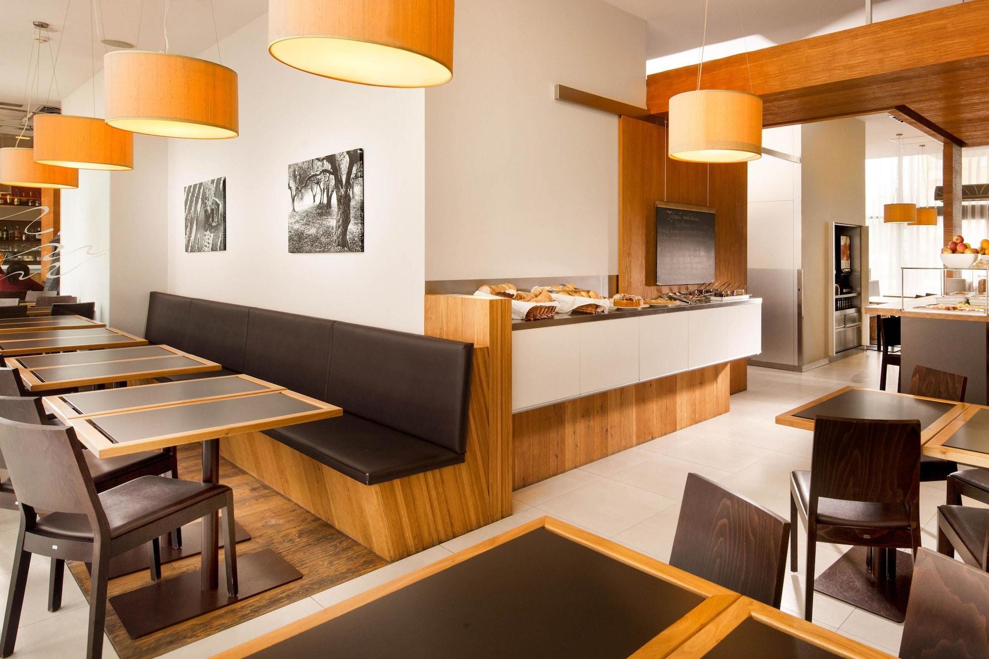 Comfort Hotel Olomouc Centre Exteriör bild